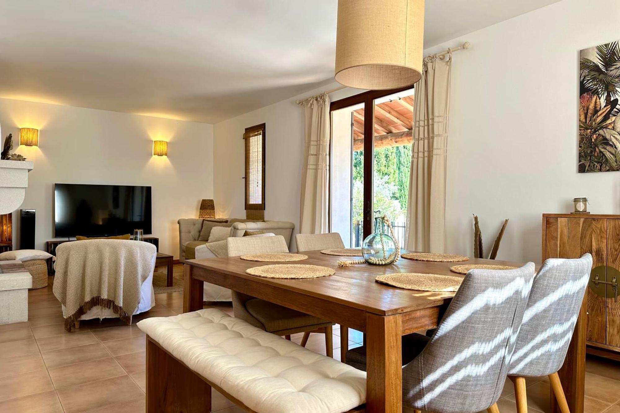 Holiday home Les Lauriers Blancs Air-conditioned With Swimming Pool *
